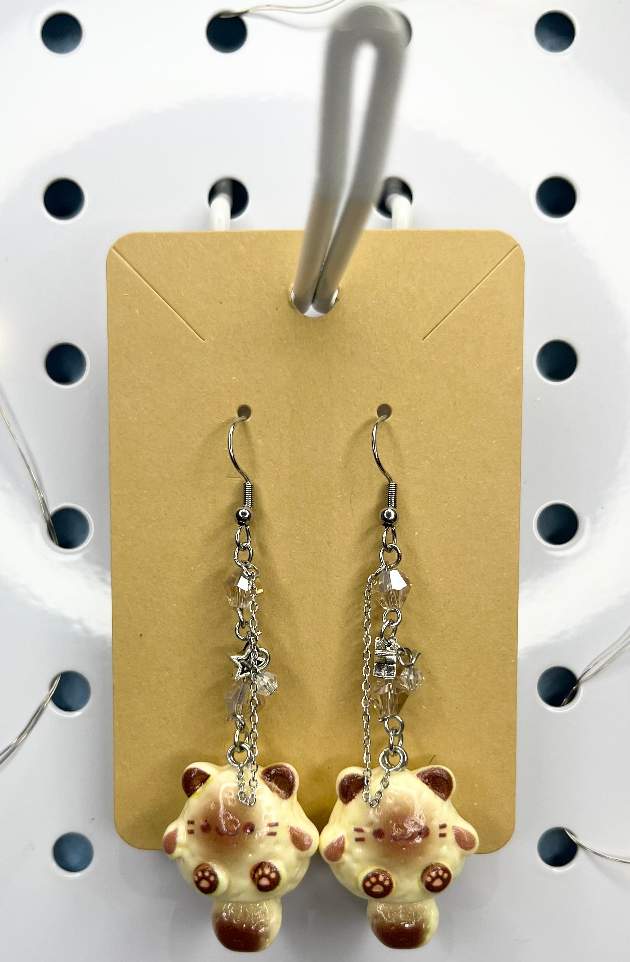 Kolczyki z motywem kociaków