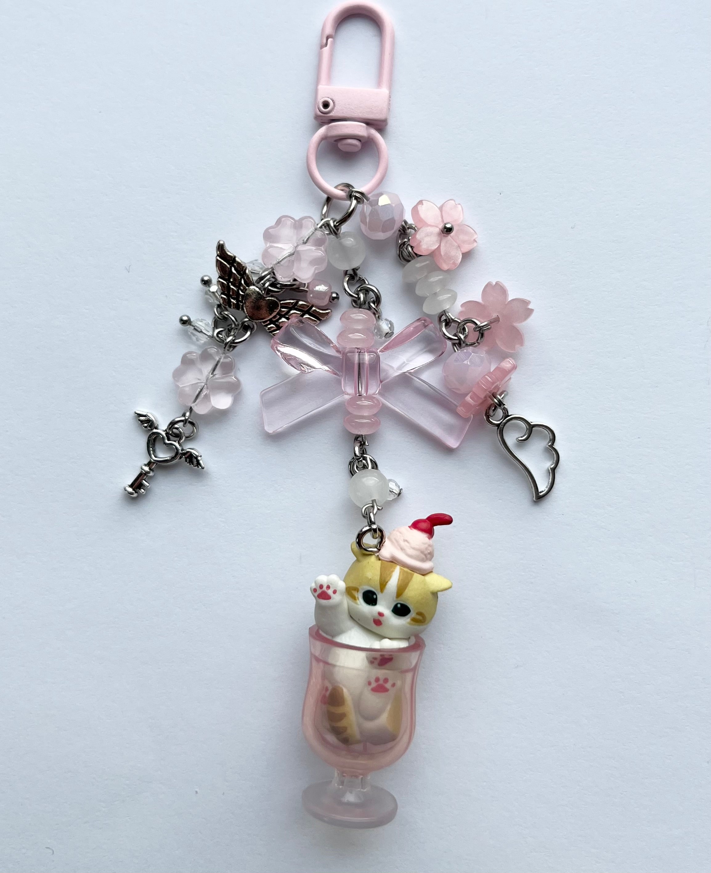 Breloczki z motywem kotków