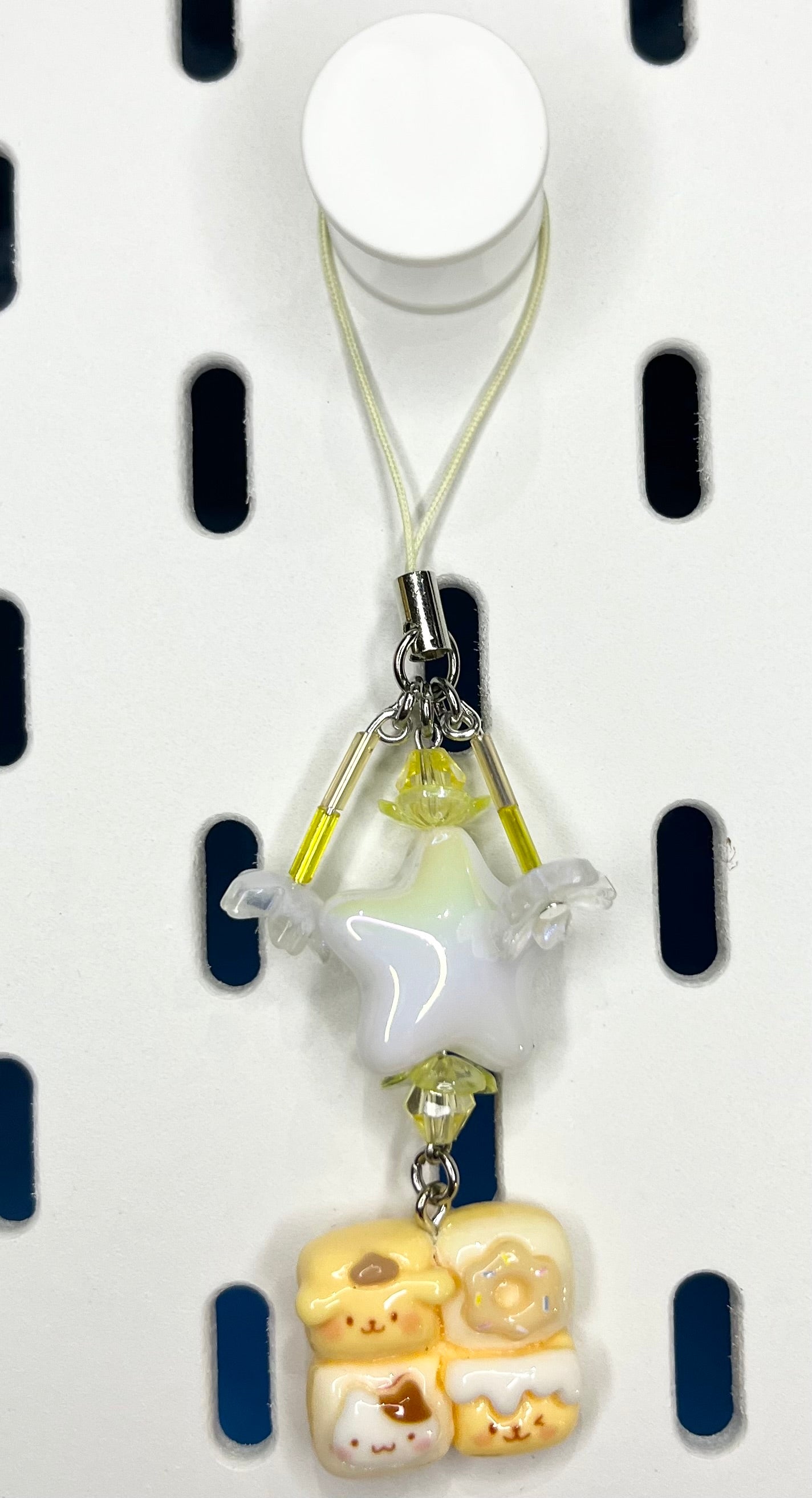 Wisiorki do telefonu - Sanrio