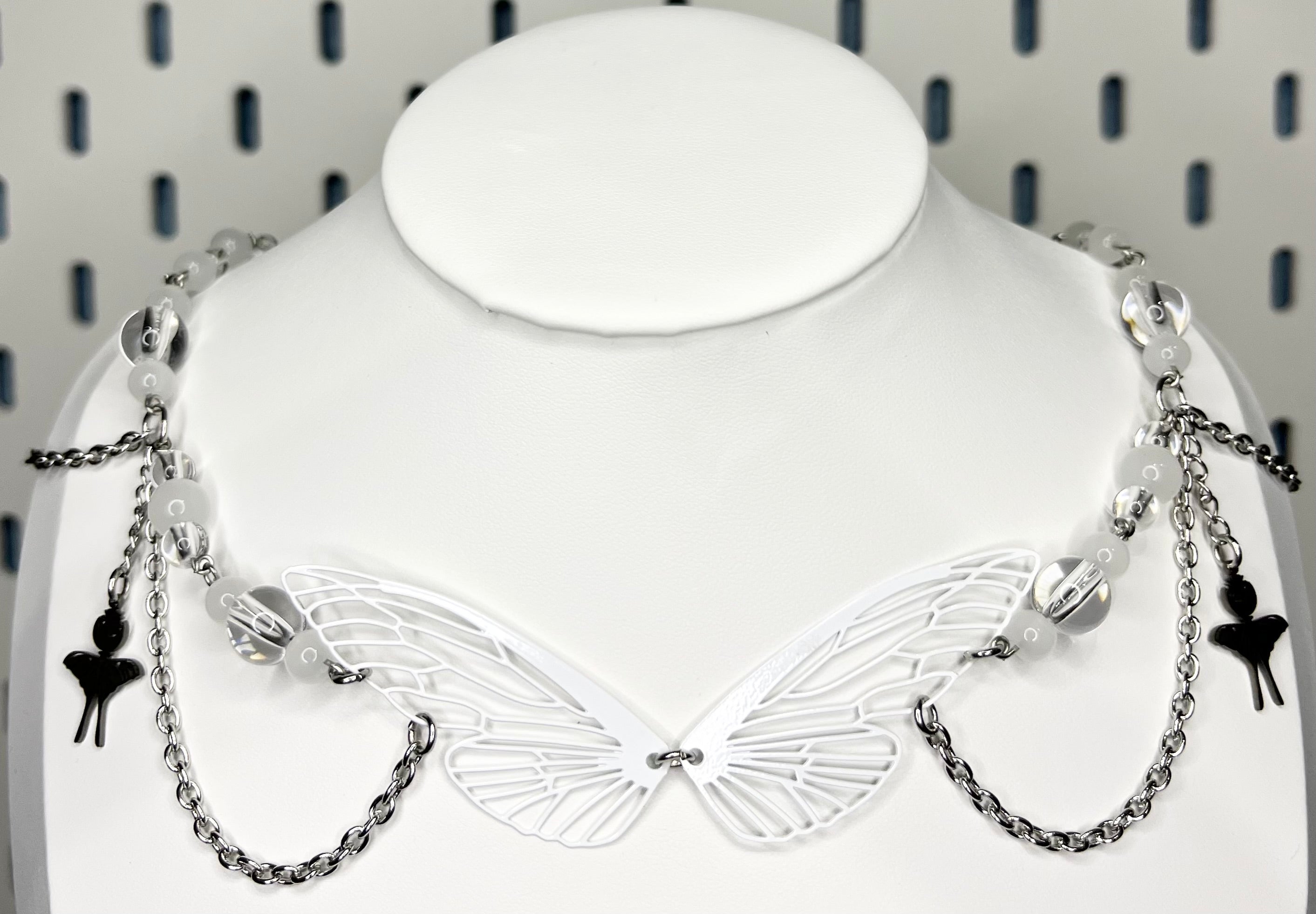 Zestaw Naszyjników z Motywem Motyli